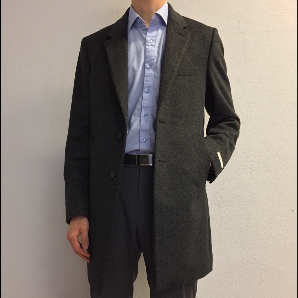 Grey cashmere blend coat by Trugen